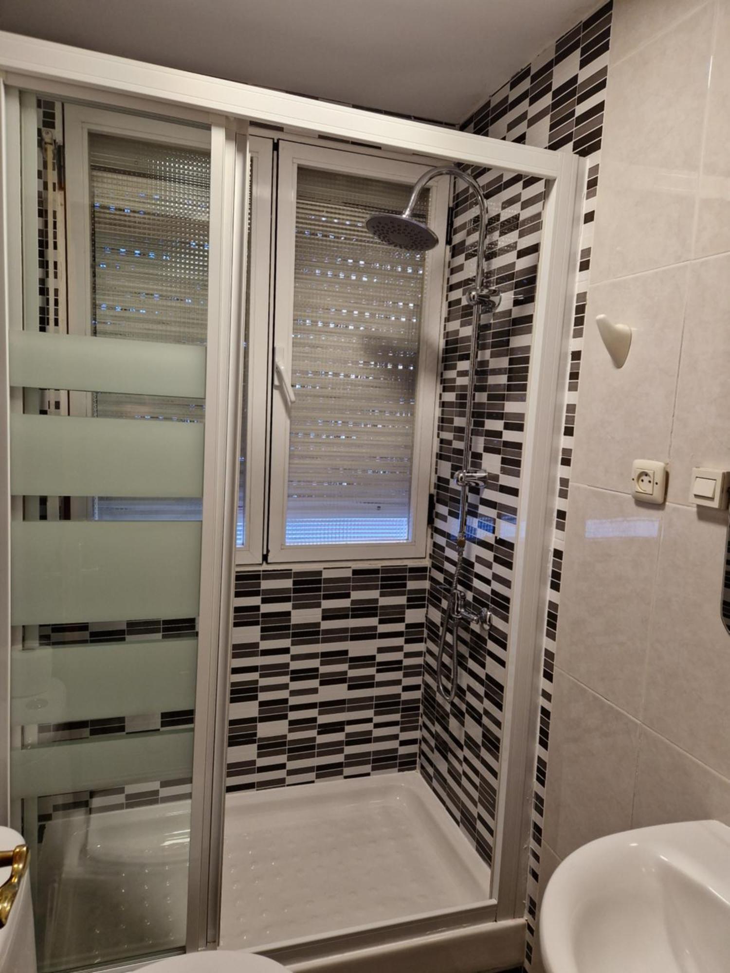 Metropolitan Atocha Hotel Мадрид Екстериор снимка