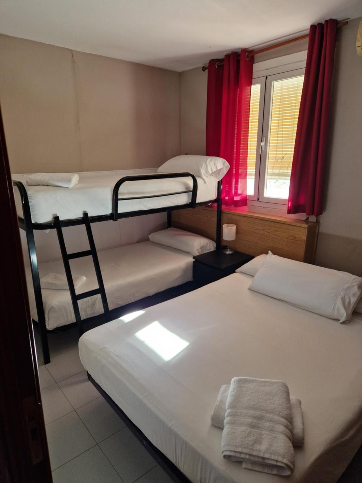 Metropolitan Atocha Hotel Мадрид Екстериор снимка