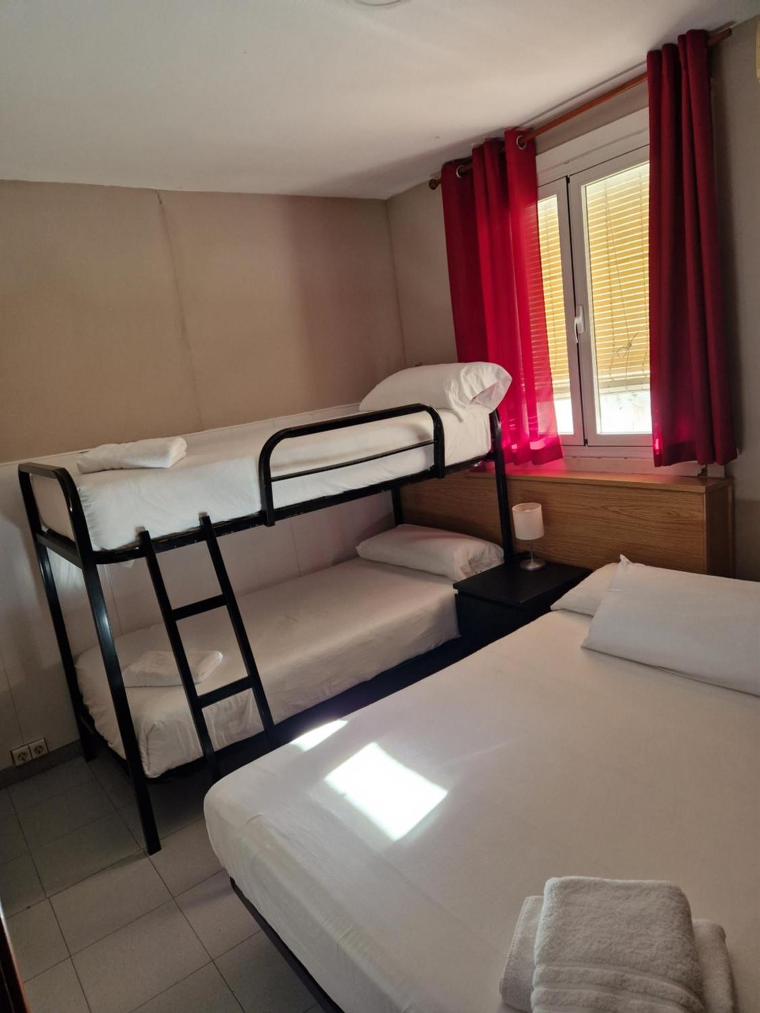 Metropolitan Atocha Hotel Мадрид Екстериор снимка