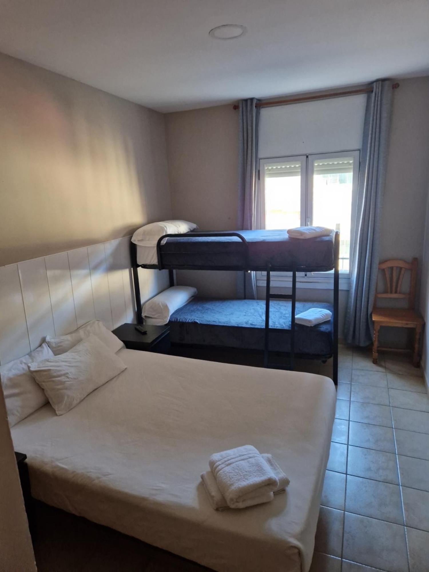 Metropolitan Atocha Hotel Мадрид Екстериор снимка